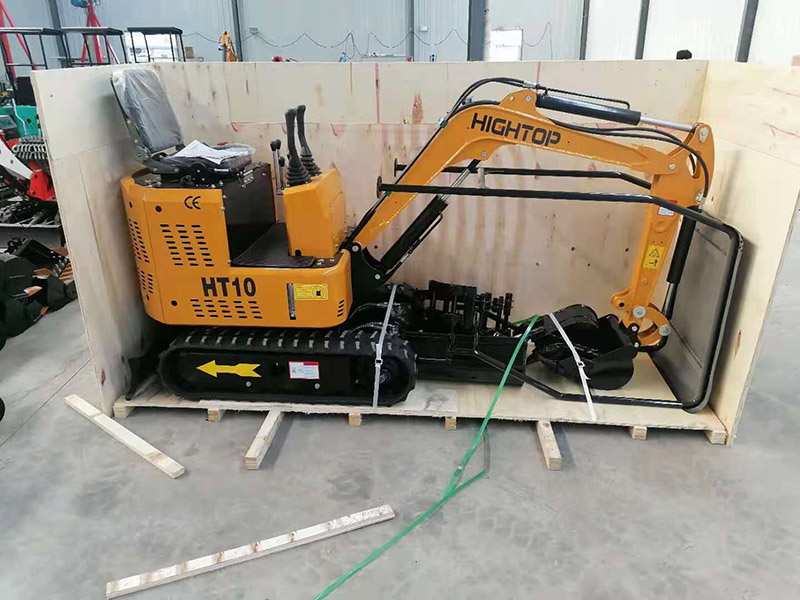 HT10 small excavator sent to the United States