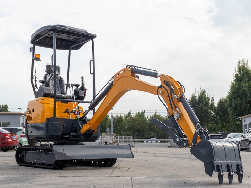 The difference between single-pump and dual-pump mini excavators